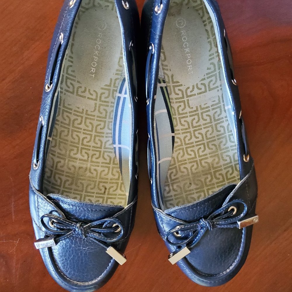 Navy Blue Rockport Women's Loafer 6.5M